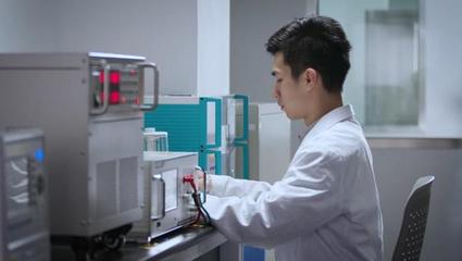 为年轻人而生的小熊电器 以电子专用材料研发为核心，生而年轻